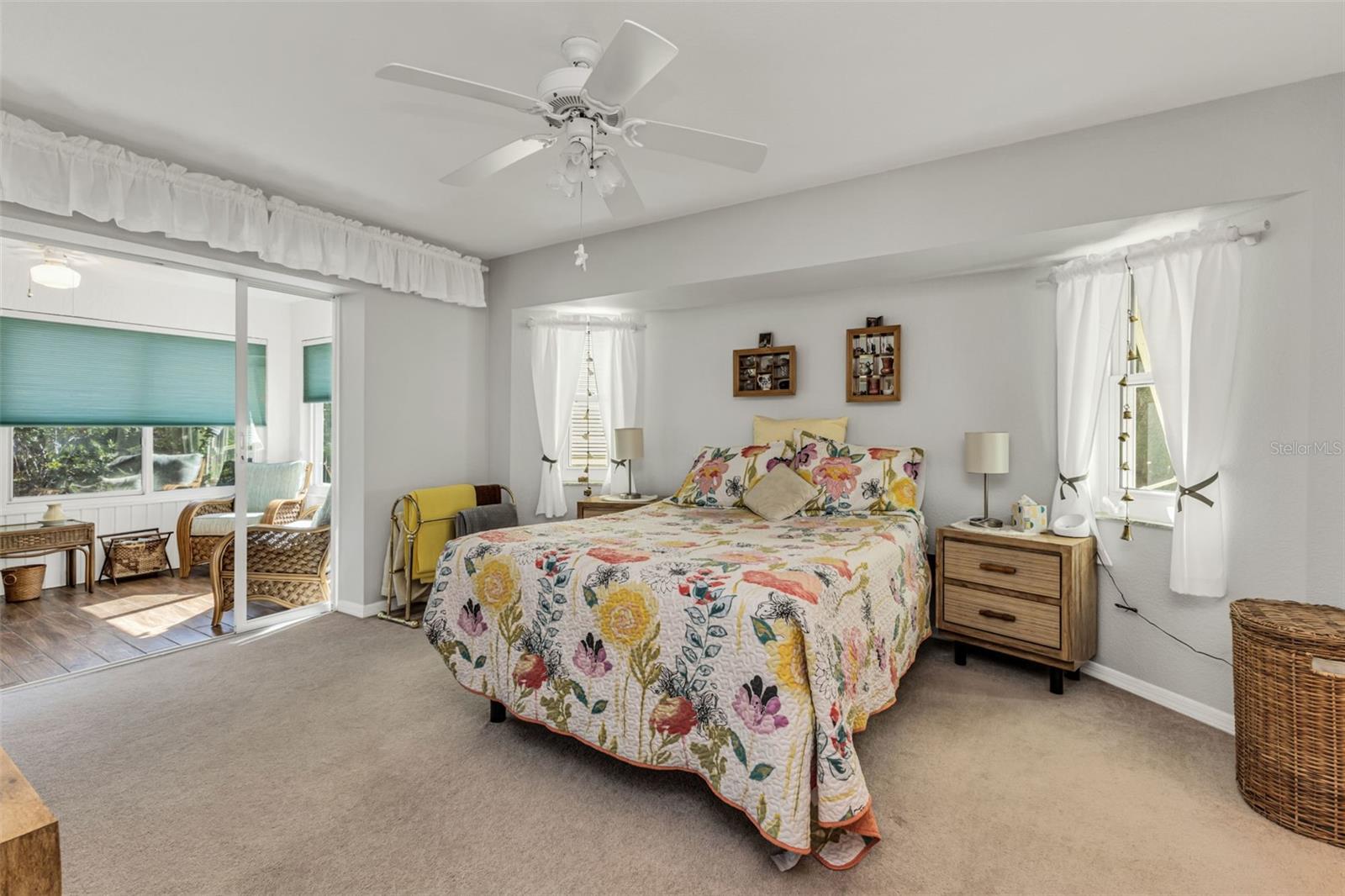 Image 5 of 35 For 10512 Euston Avenue