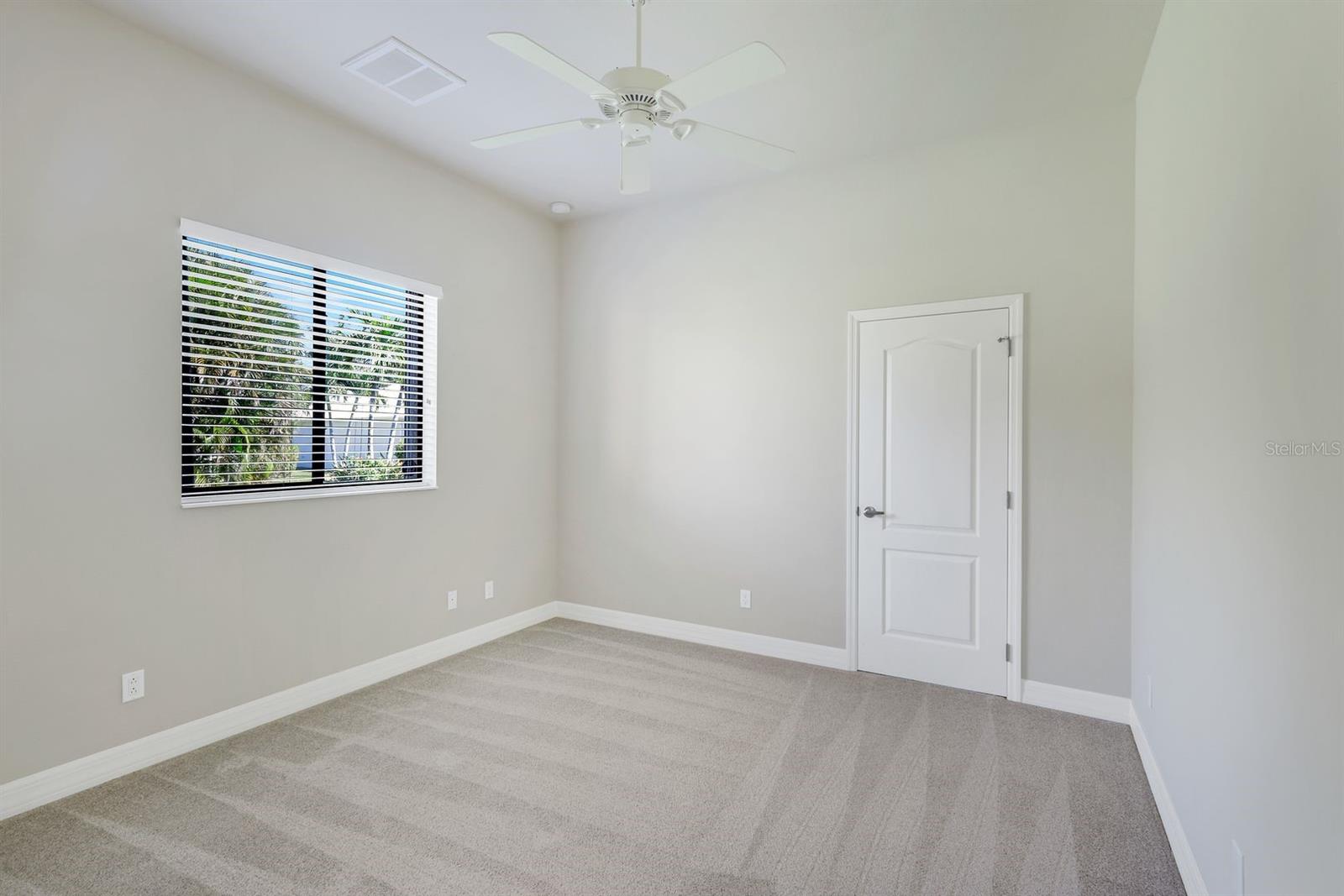 Image 28 of 48 For 3939 27th Court