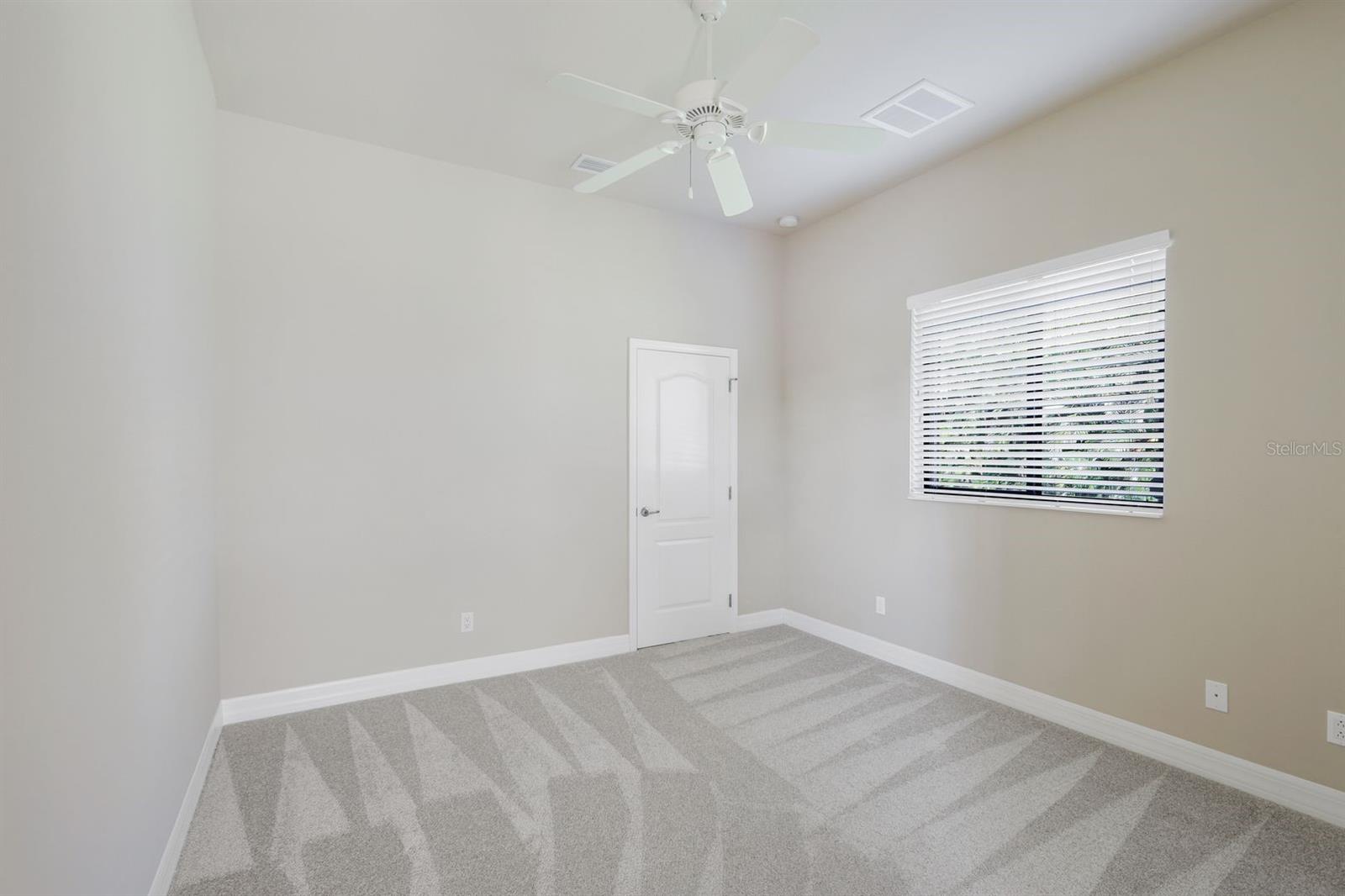 Image 30 of 48 For 3939 27th Court