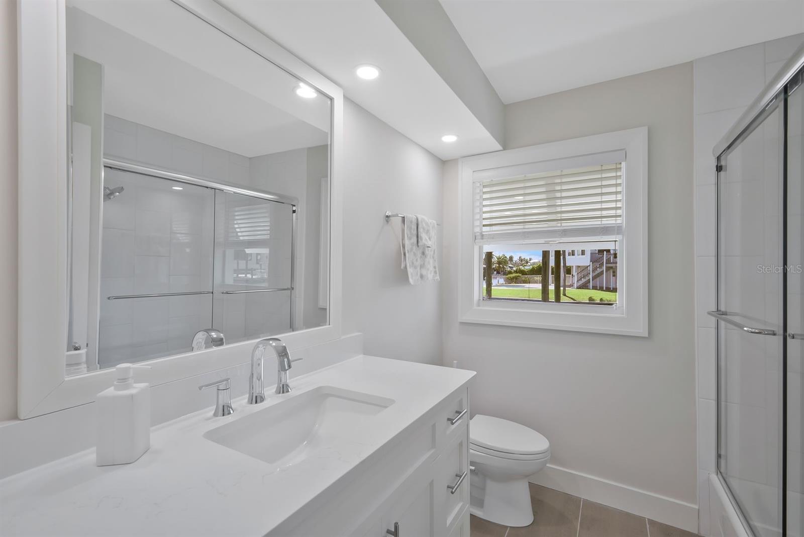 Image 19 of 44 For 5596 Avenida Pescadora