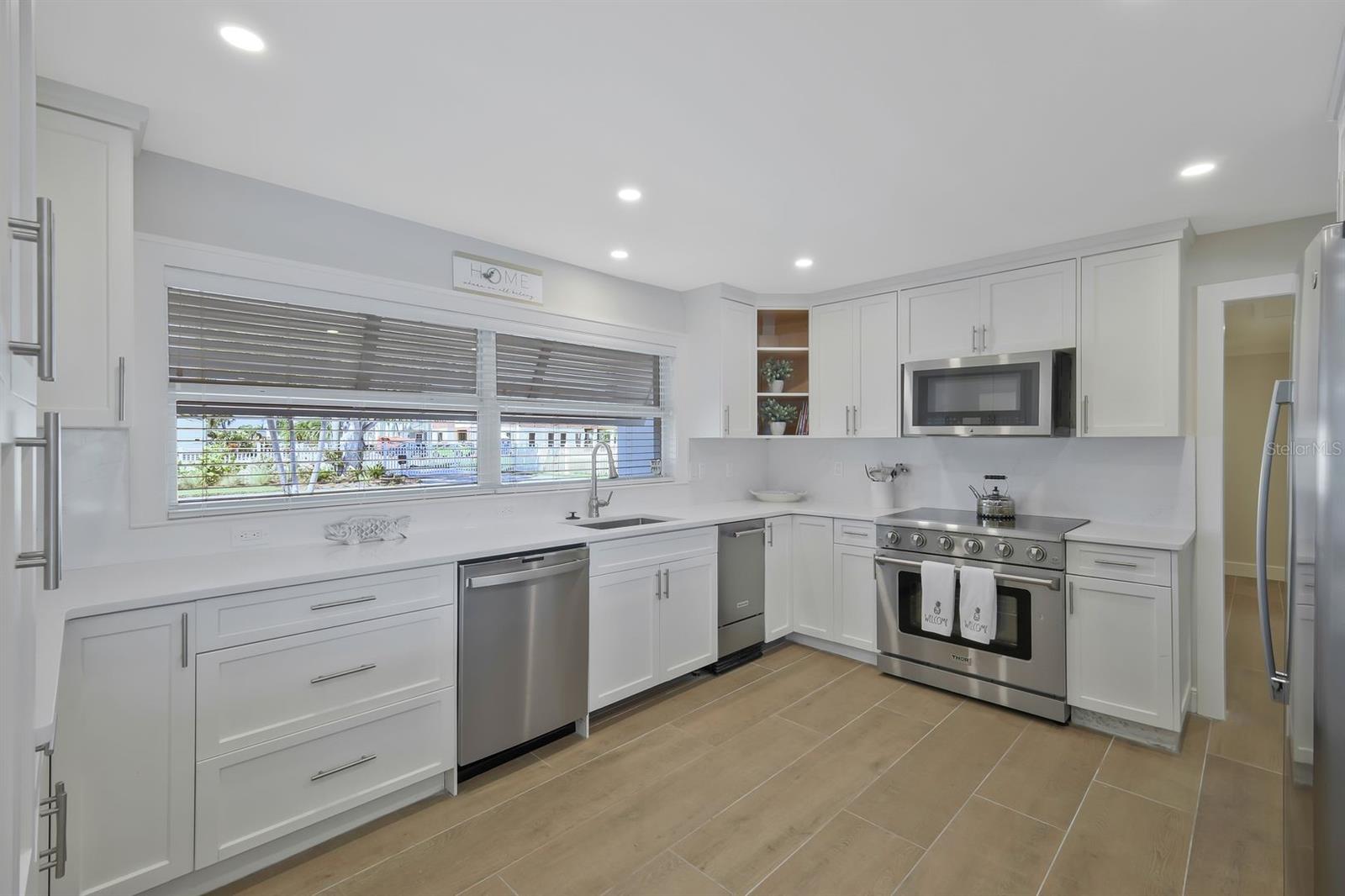 Image 7 of 44 For 5596 Avenida Pescadora