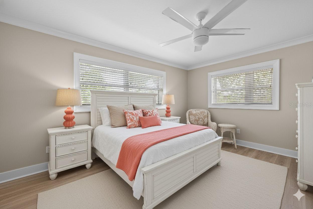 Image 14 of 33 For 8552 Lagoon Road