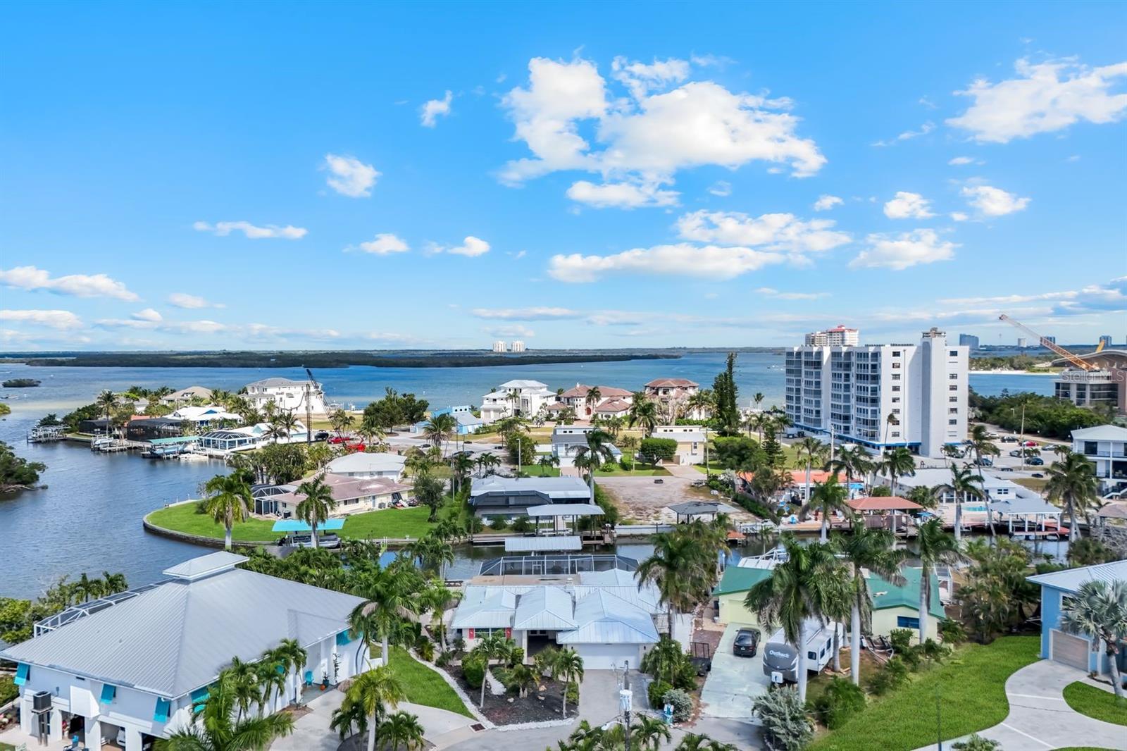 Image 23 of 33 For 8552 Lagoon Road