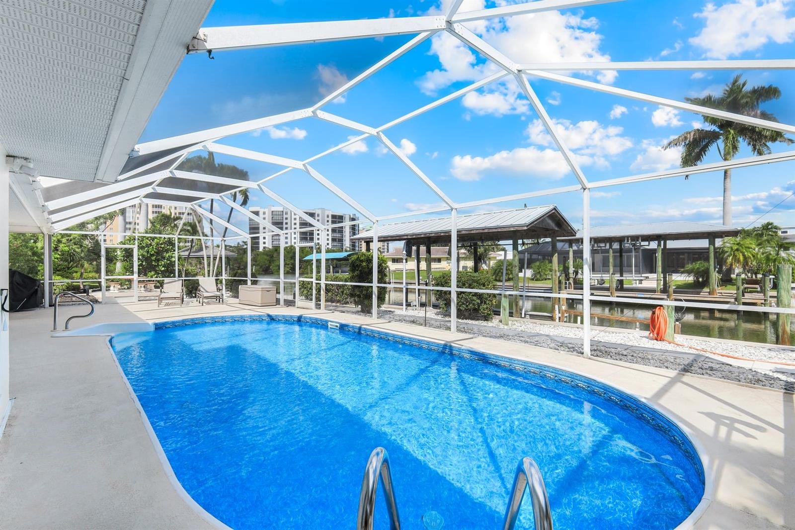 Image 3 of 33 For 8552 Lagoon Road