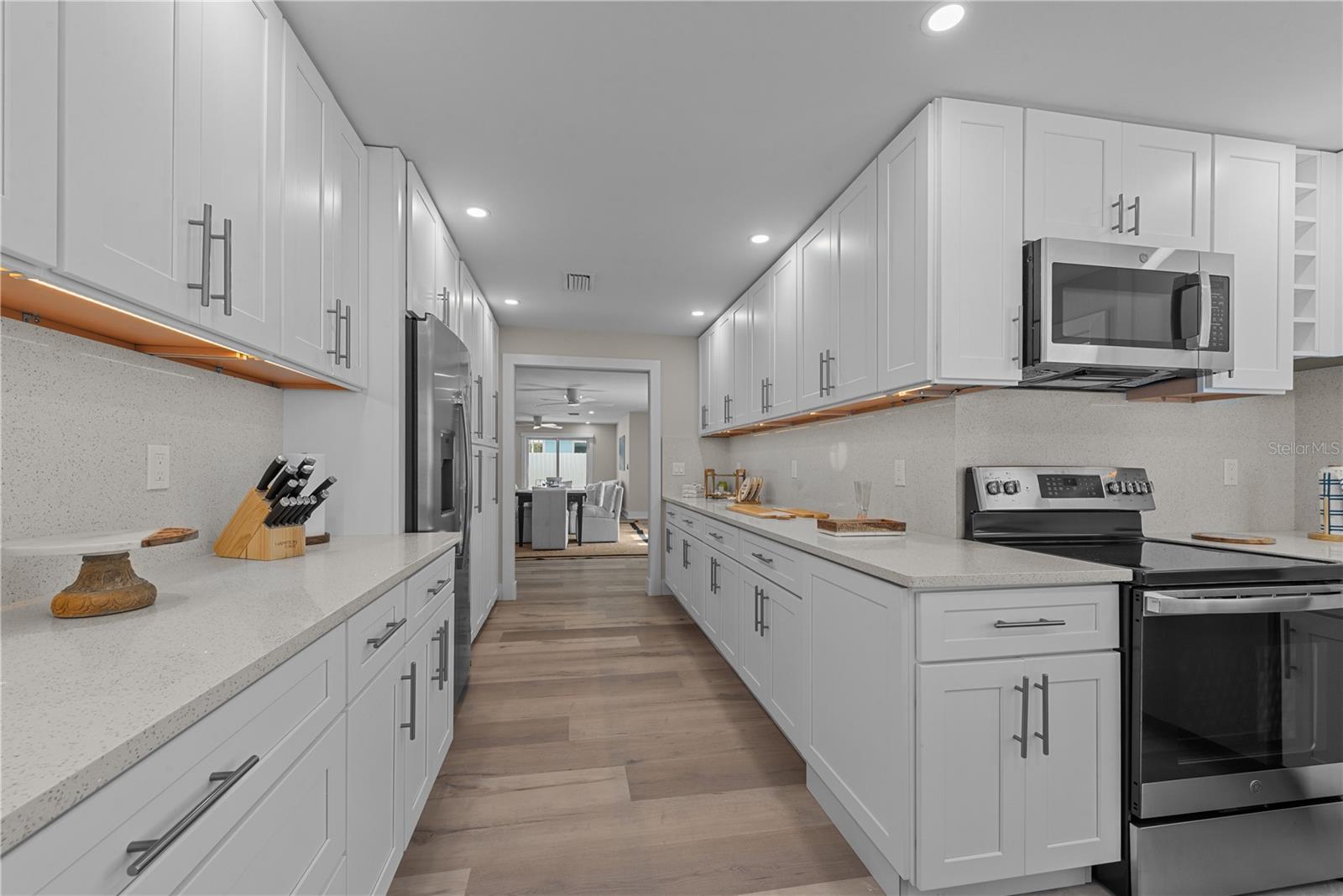 Image 10 of 32 For 7987 Estero Boulevard