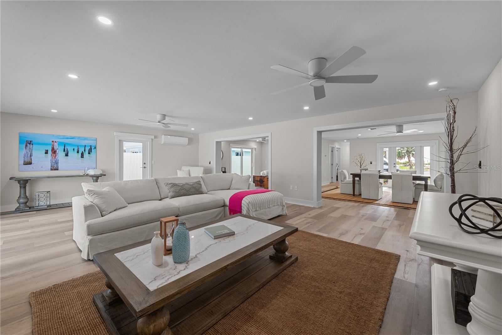 Image 17 of 32 For 7987 Estero Boulevard