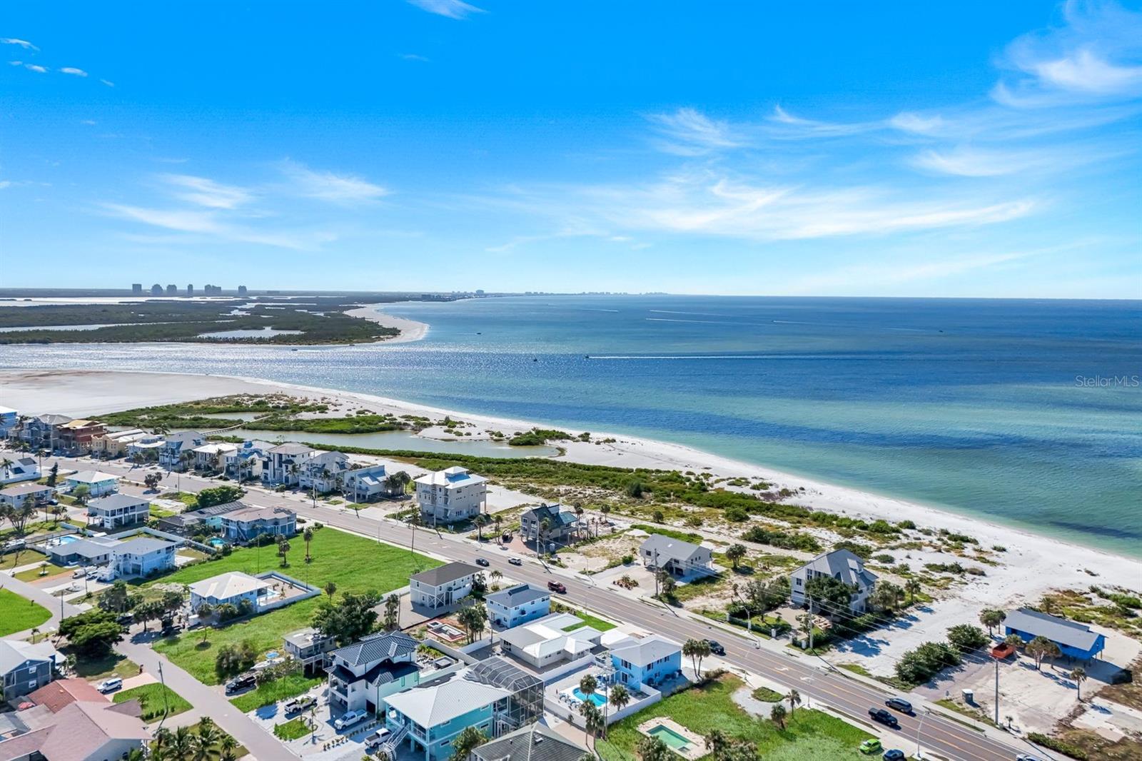 Image 27 of 32 For 7987 Estero Boulevard