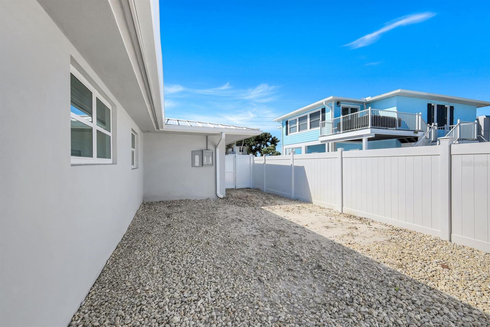 Image 4 of 32 For 7987 Estero Boulevard