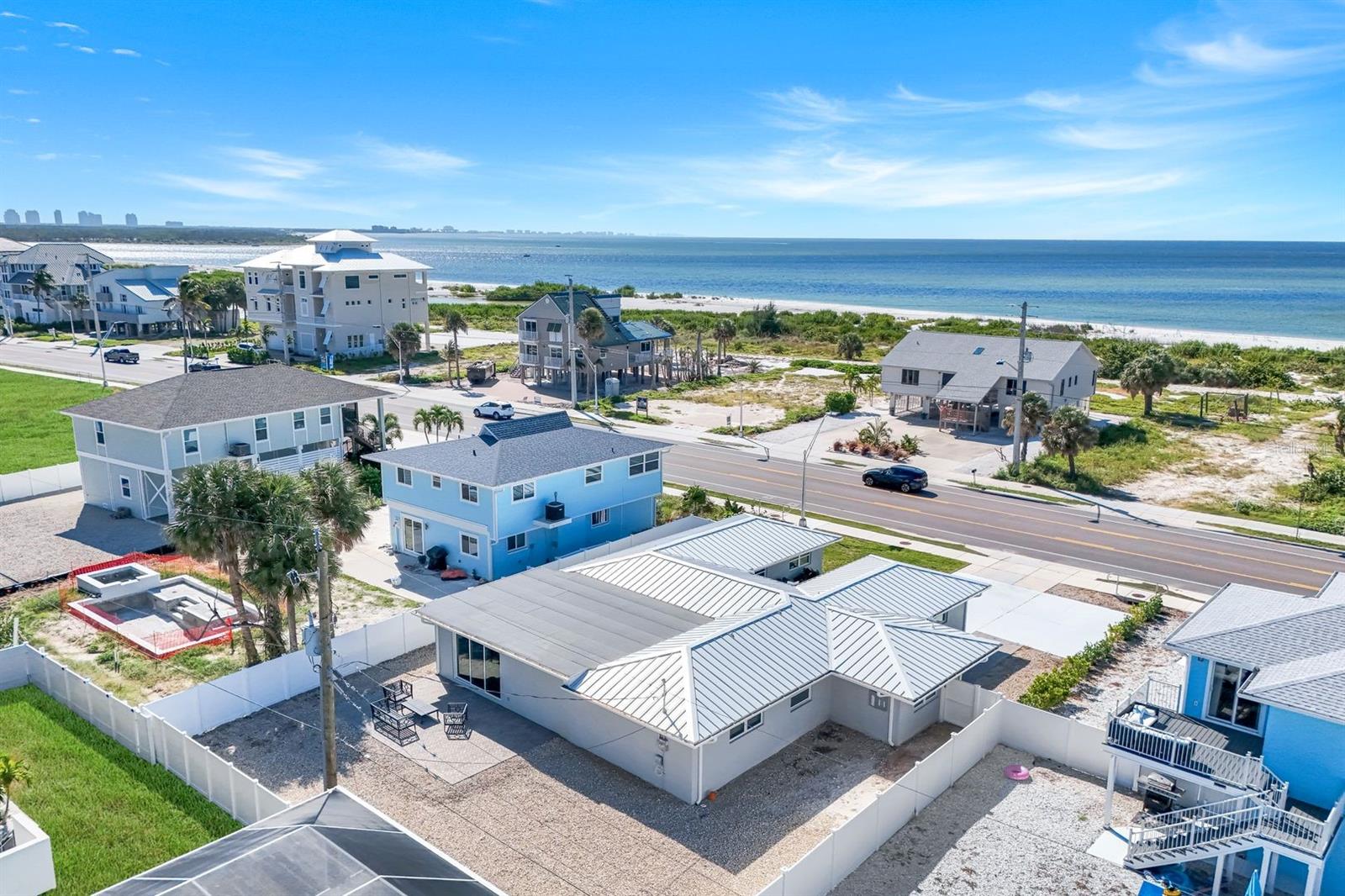 Image 5 of 32 For 7987 Estero Boulevard