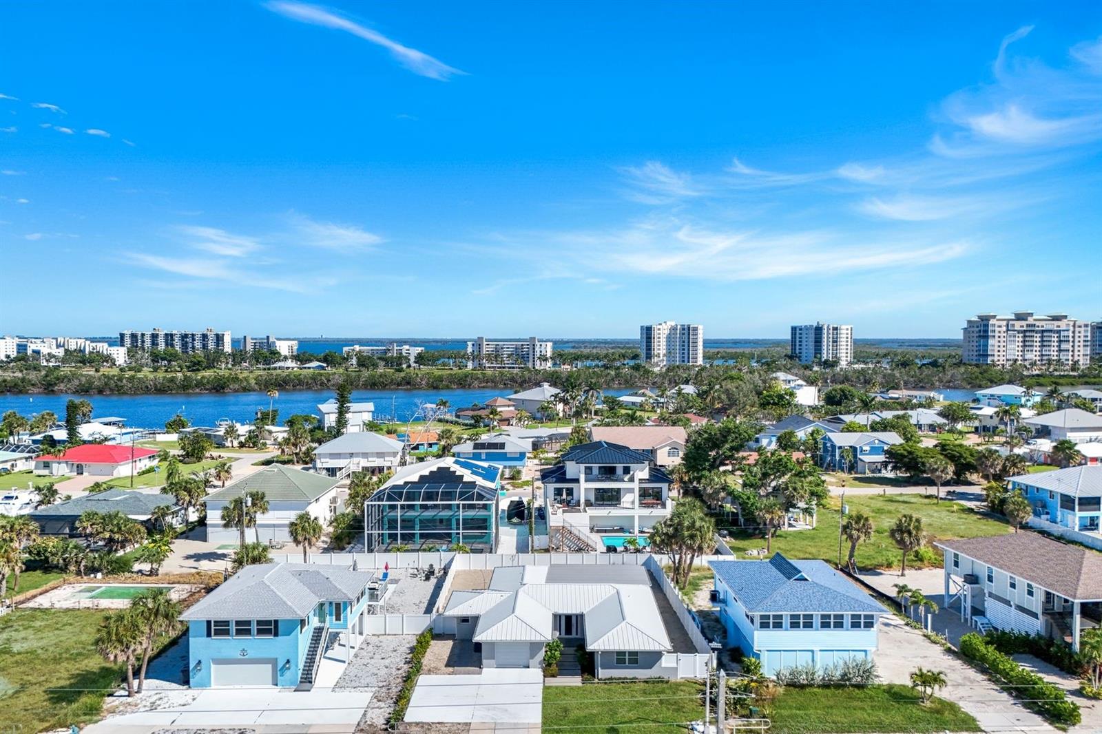 Image 6 of 32 For 7987 Estero Boulevard