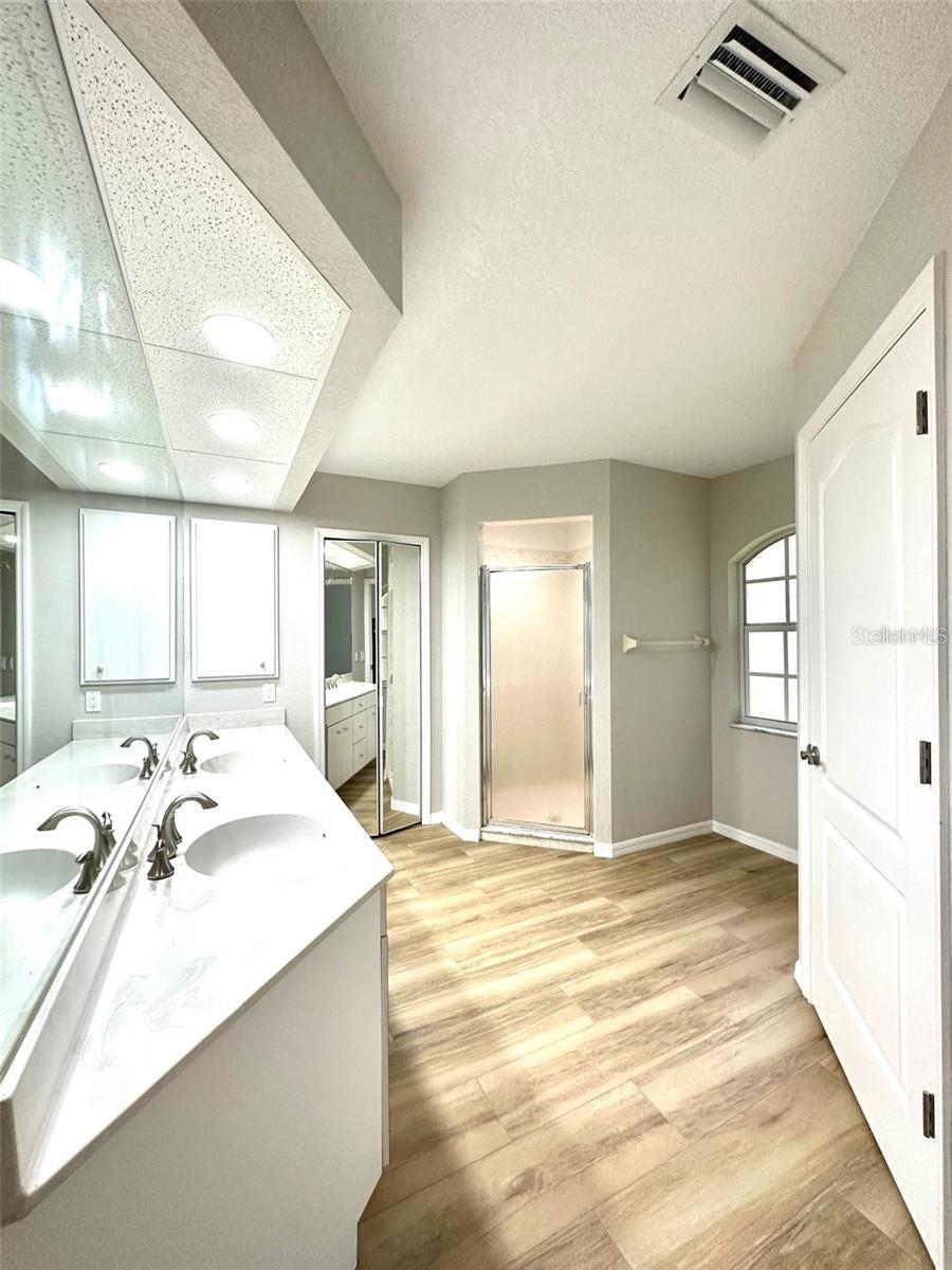 Image 18 of 31 For 4169 Library Street