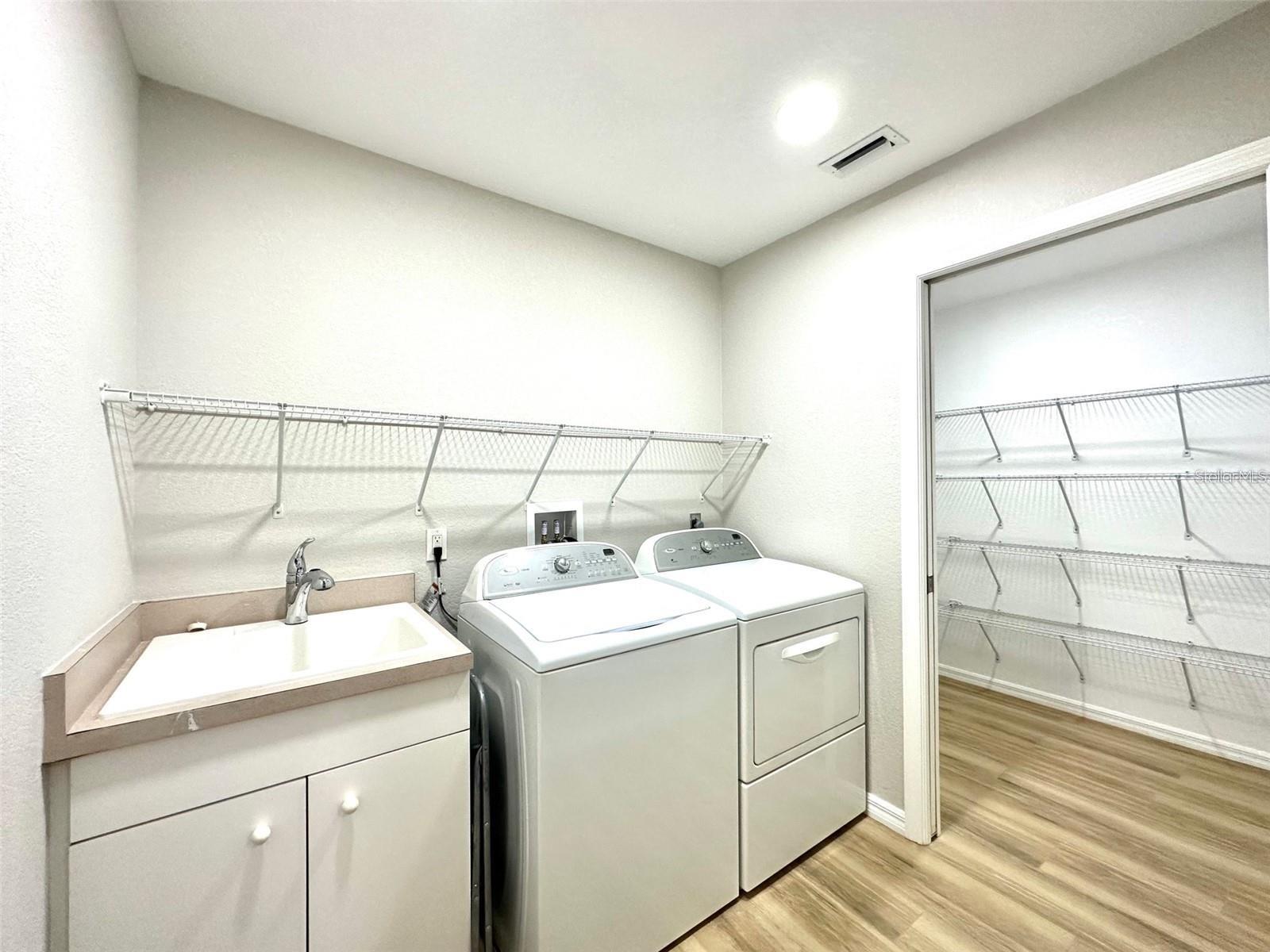 Image 30 of 31 For 4169 Library Street