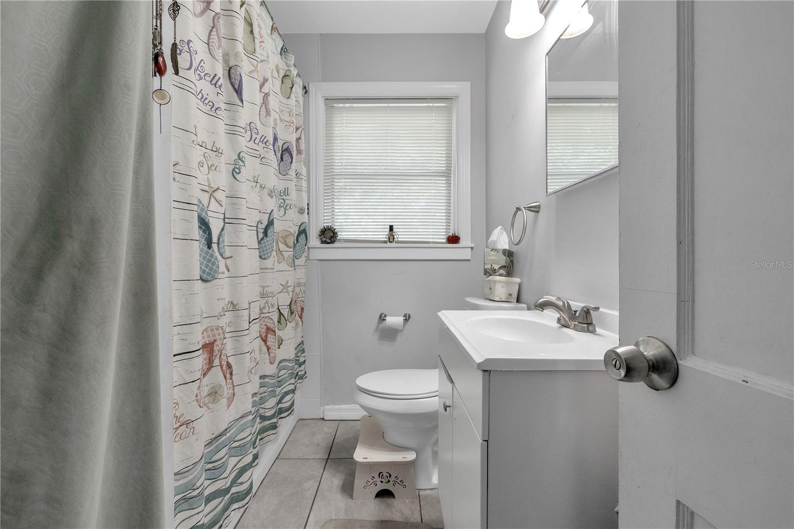 Image 12 of 36 For 2055 Waltman Street