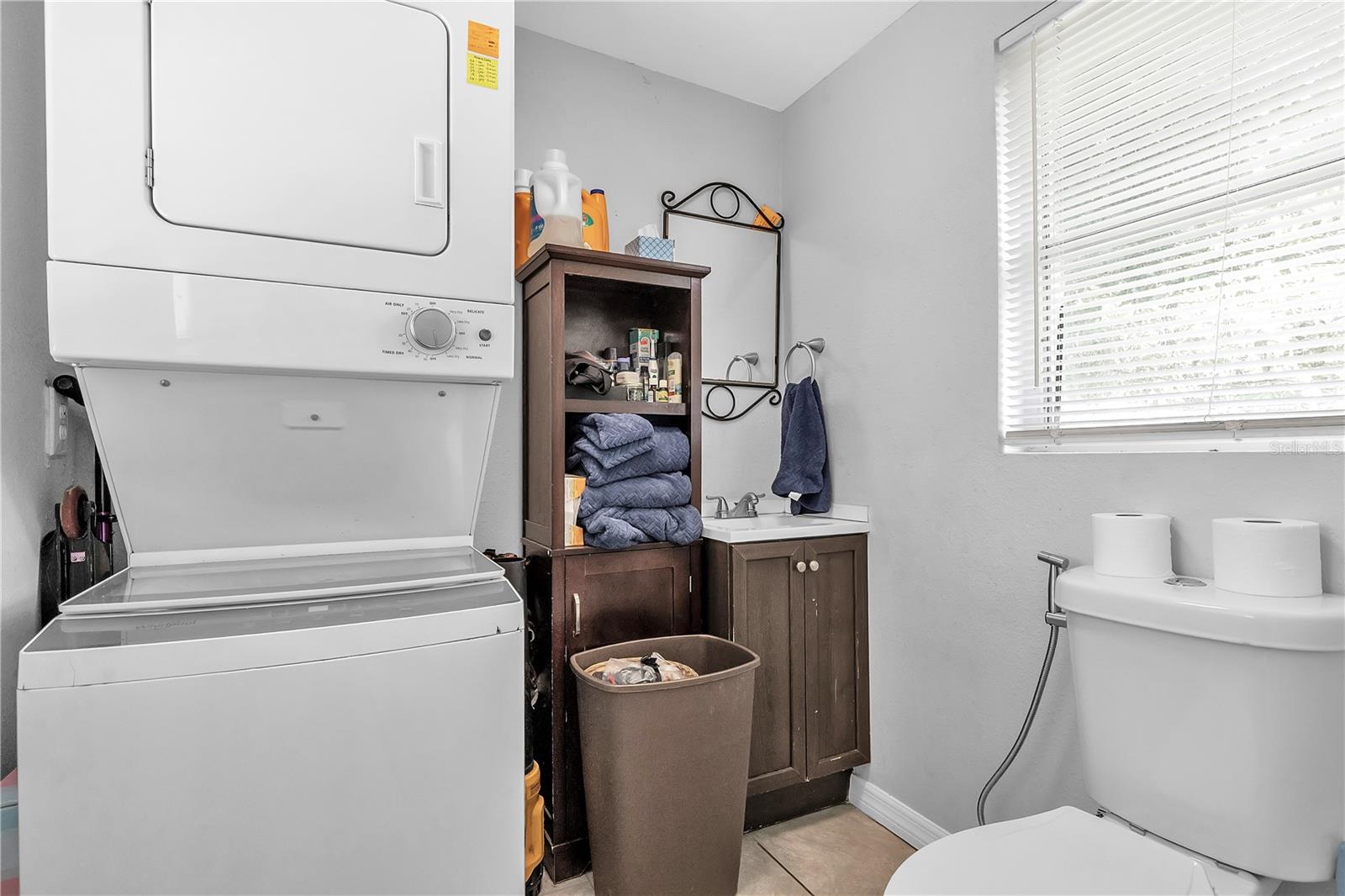 Image 17 of 36 For 2055 Waltman Street