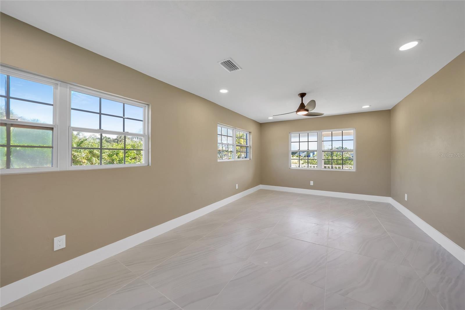 Image 12 of 32 For 2341 Talbrook Terrace