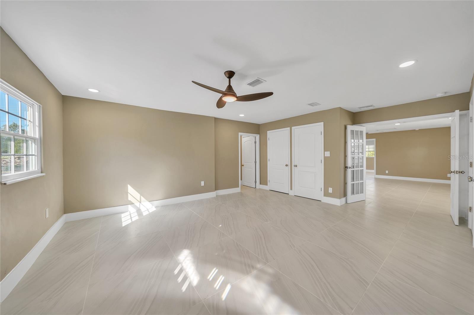 Image 15 of 32 For 2341 Talbrook Terrace