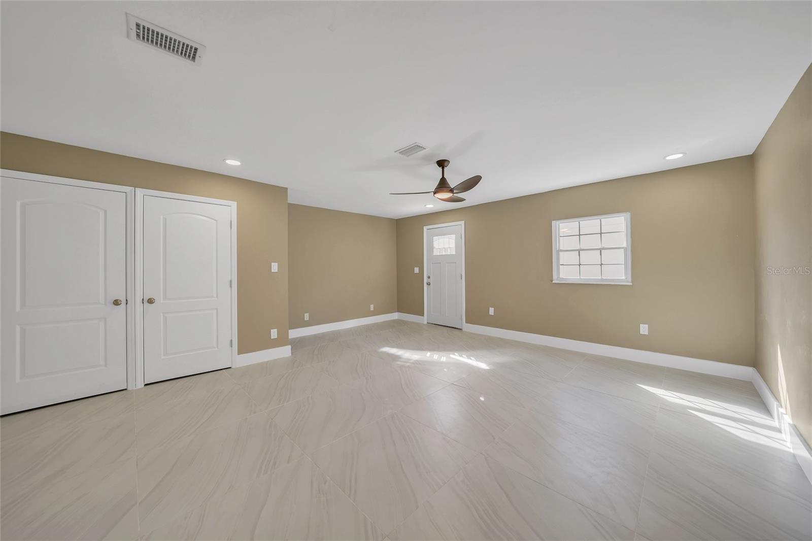 Image 16 of 32 For 2341 Talbrook Terrace