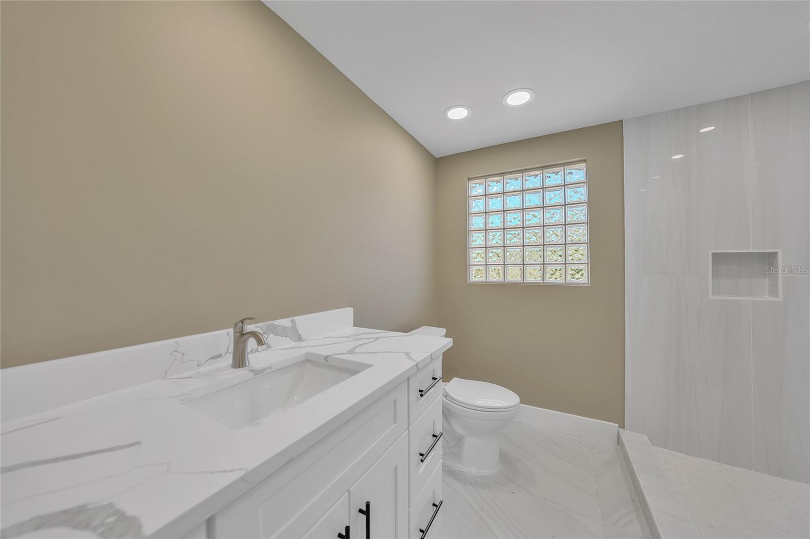 Image 20 of 32 For 2341 Talbrook Terrace