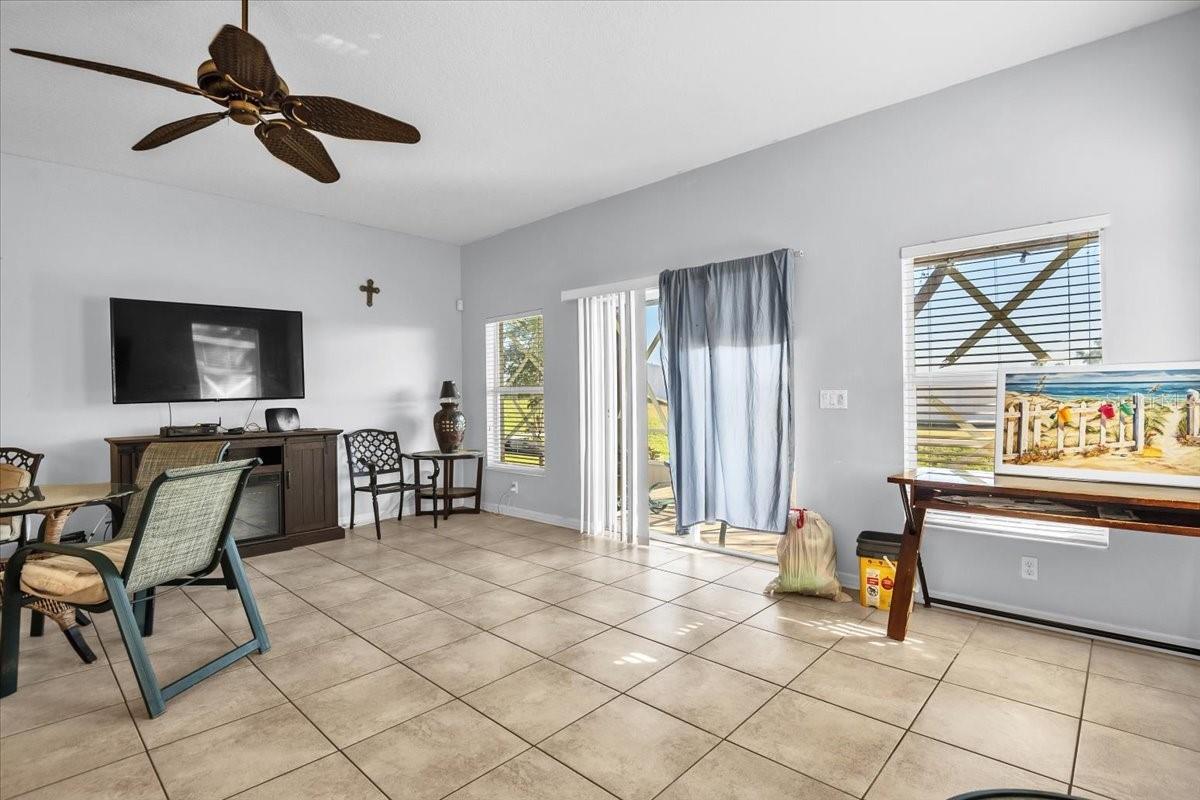 Image 11 of 26 For 1418 Grantham Drive