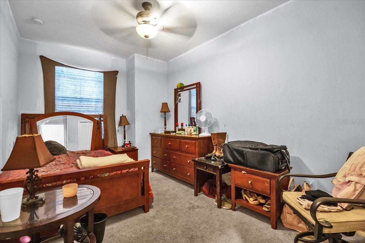 Image 14 of 26 For 1418 Grantham Drive