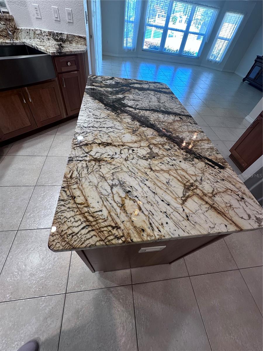 Image 14 of 63 For 399 Bal Harbor Boulevard