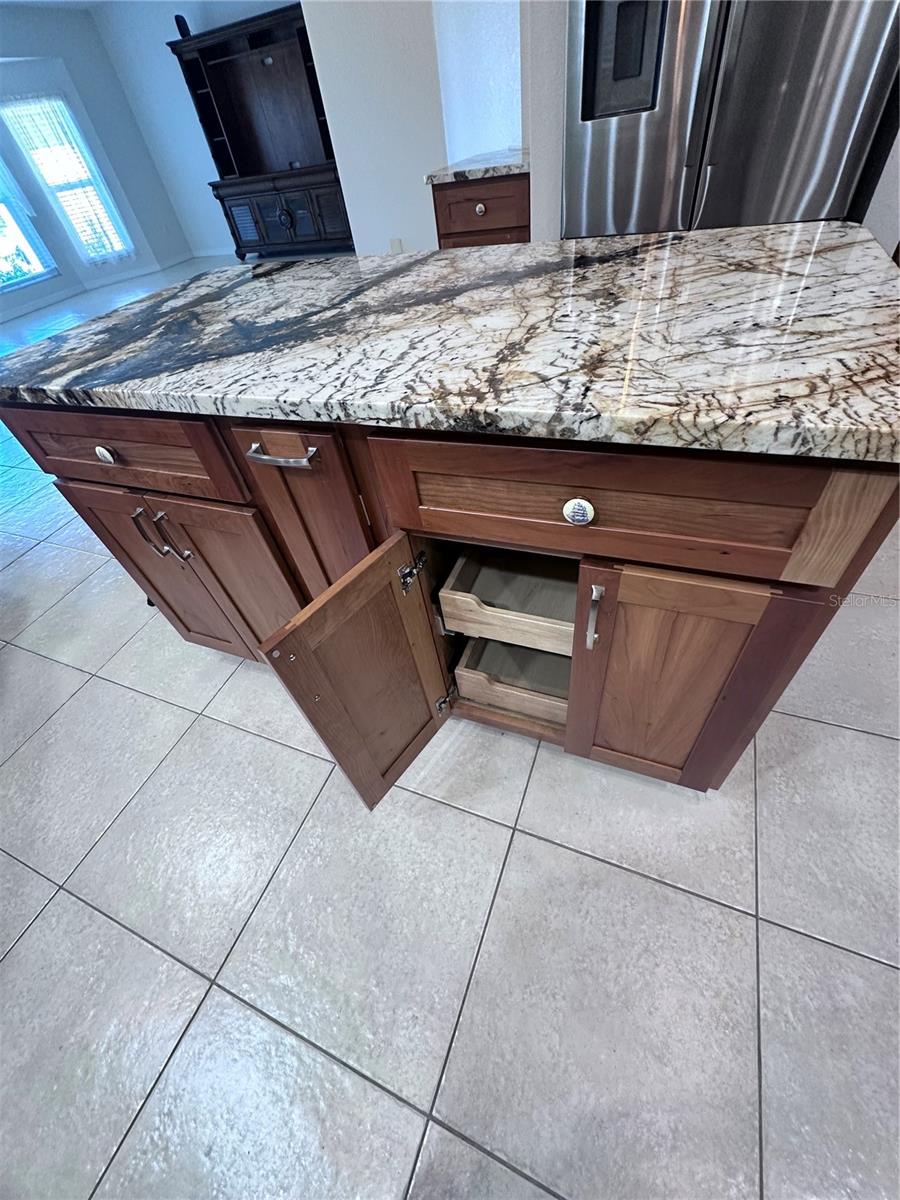 Image 15 of 63 For 399 Bal Harbor Boulevard