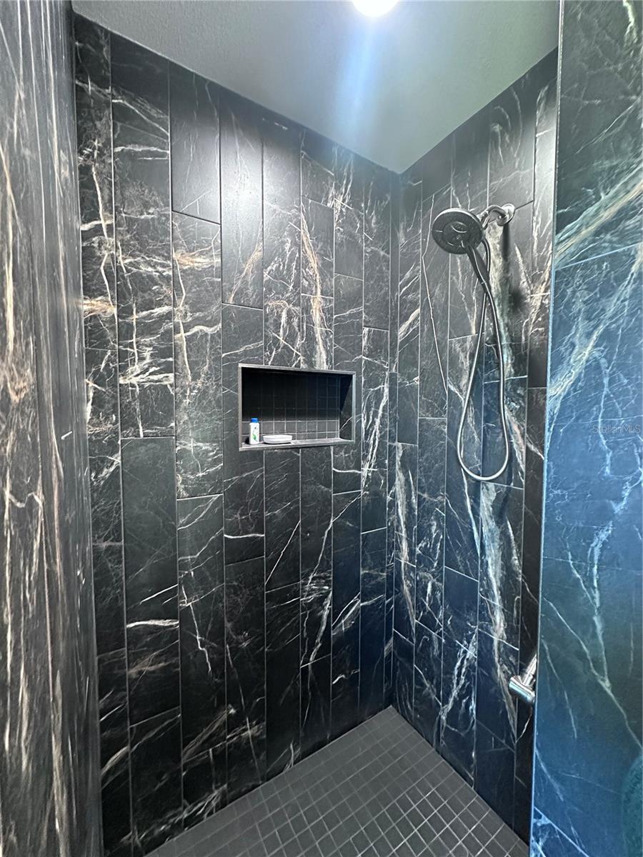 Image 36 of 63 For 399 Bal Harbor Boulevard