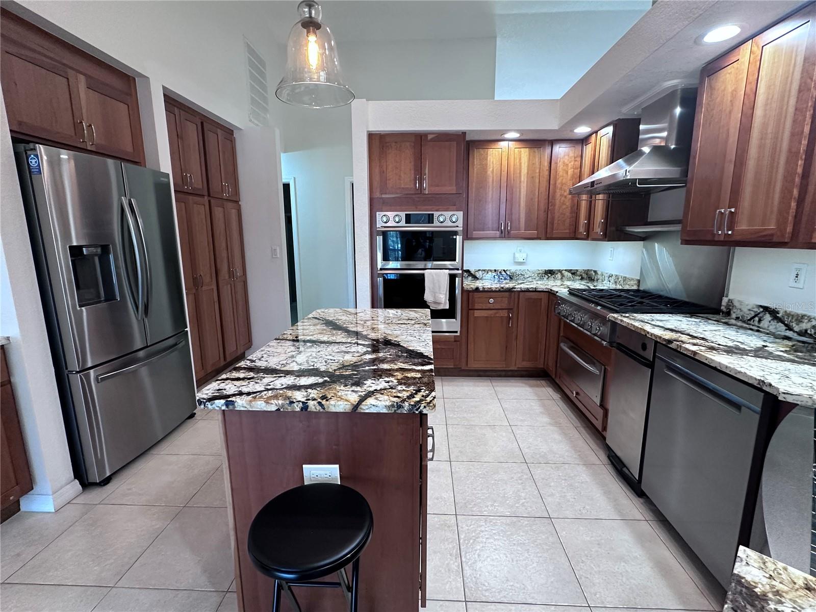 Image 9 of 63 For 399 Bal Harbor Boulevard