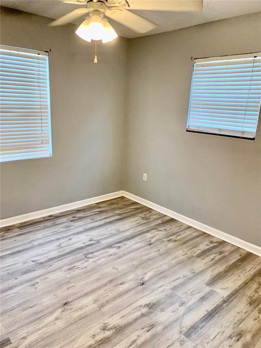 Image 22 of 37 For 18703 Van Nuys Circle