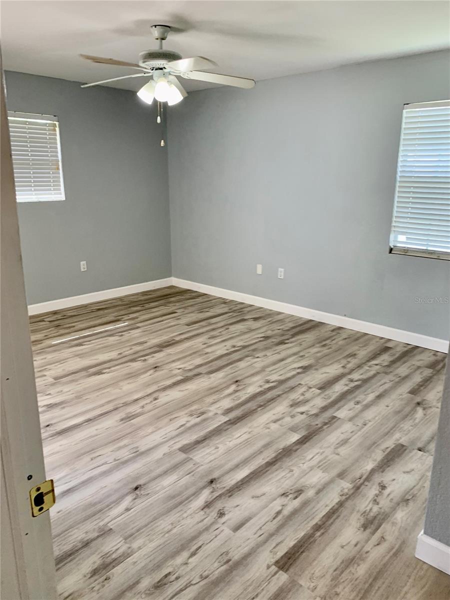 Image 25 of 37 For 18703 Van Nuys Circle