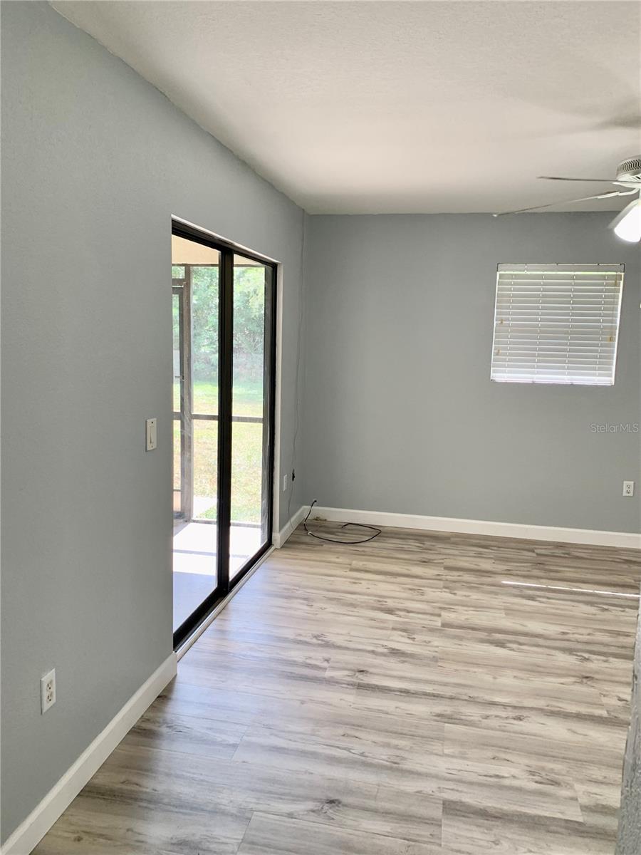 Image 26 of 37 For 18703 Van Nuys Circle