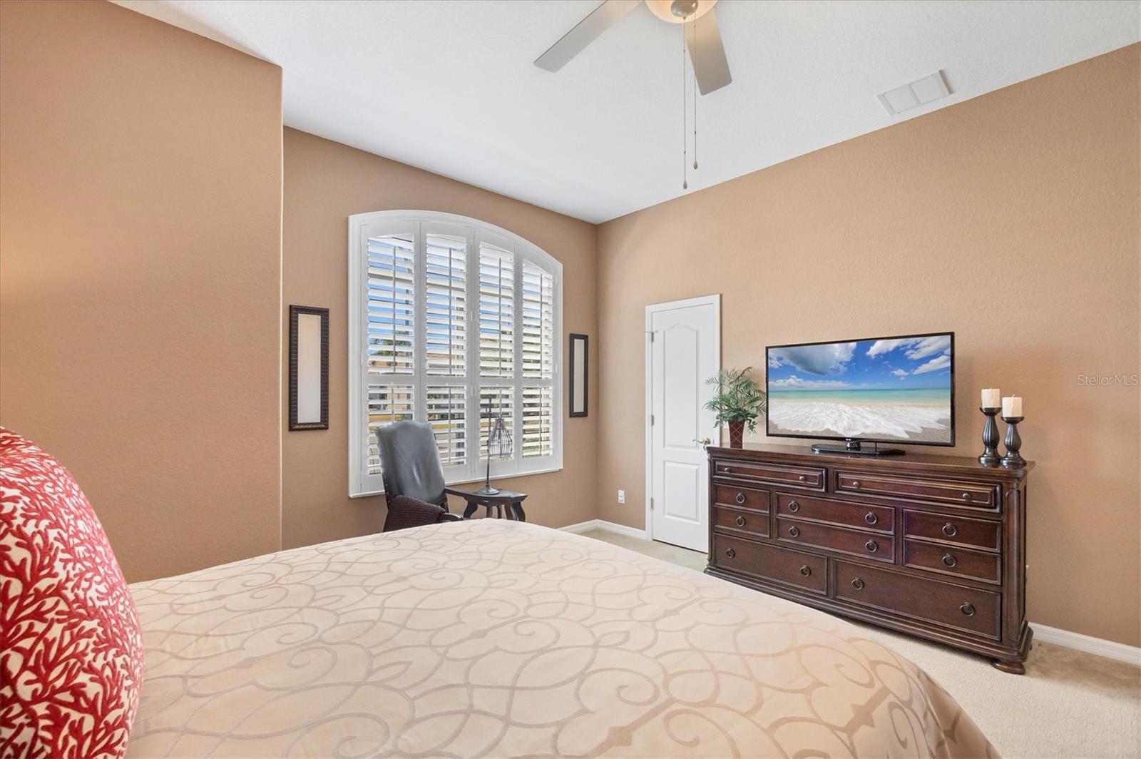 Image 30 of 59 For 24632 Buckingham Way