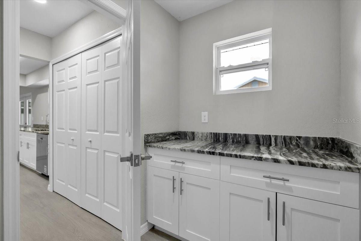 Image 25 of 51 For 20409 Emerald Avenue