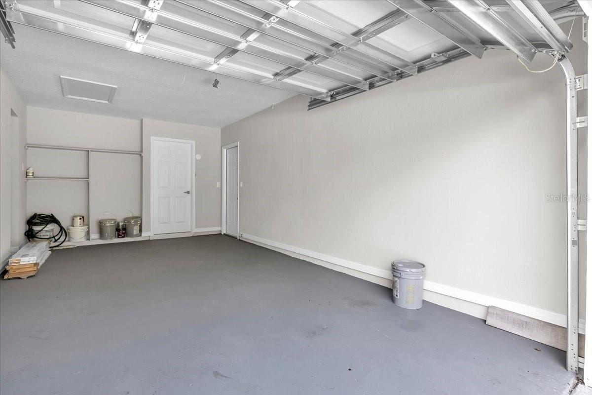 Image 27 of 51 For 20409 Emerald Avenue