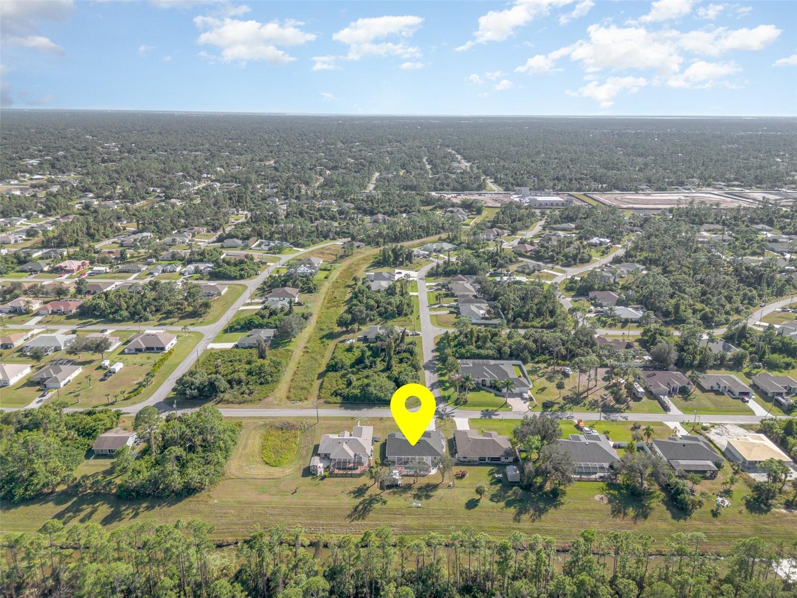 Image 4 of 35 For 2016 Grandview Drive