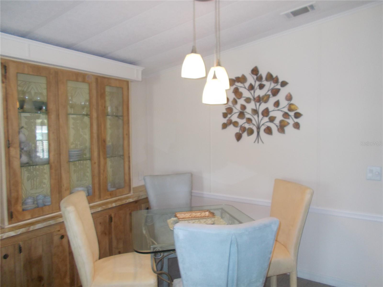 Image 15 of 67 For 6456 Haele Court