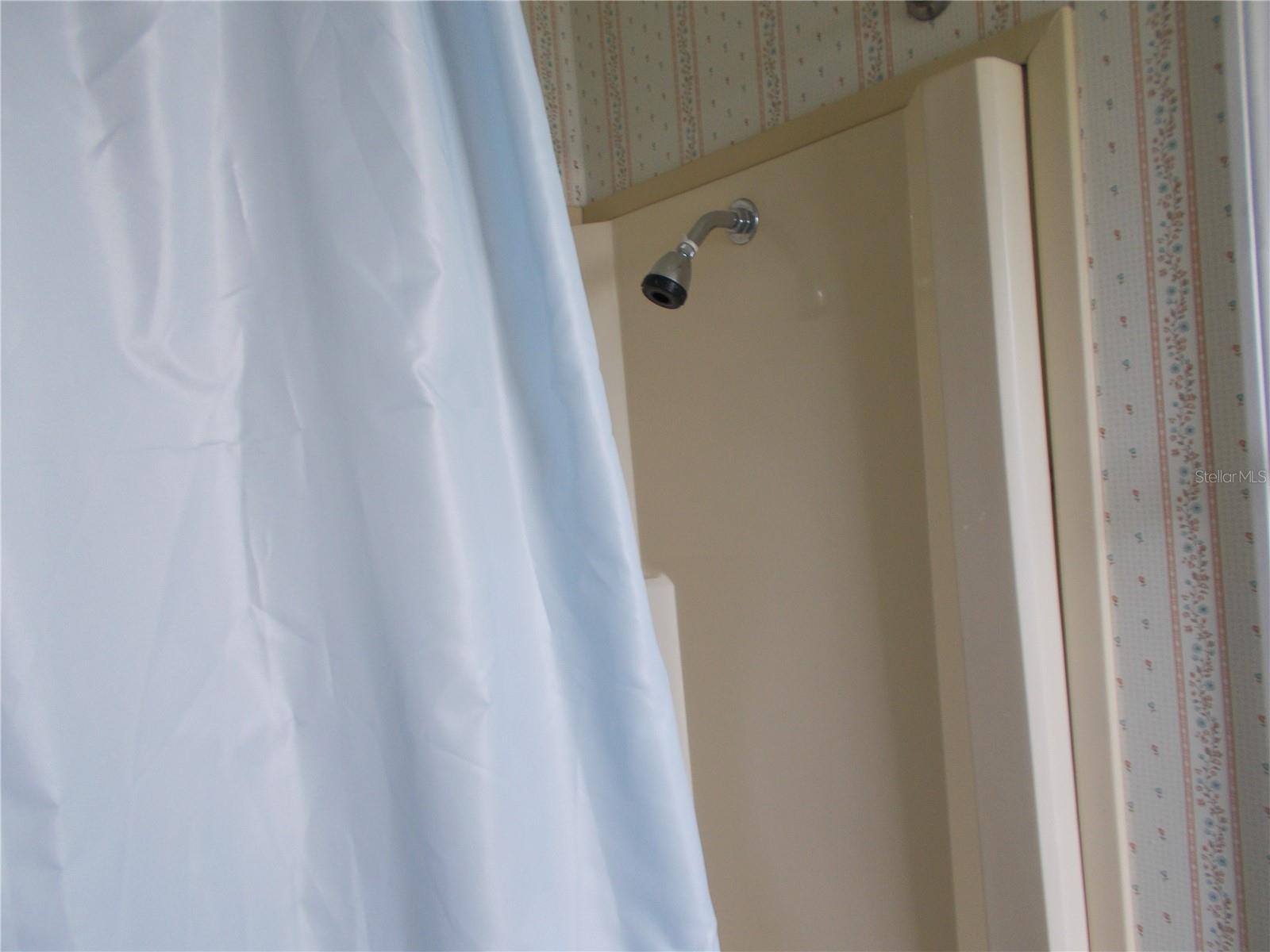 Image 35 of 67 For 6456 Haele Court