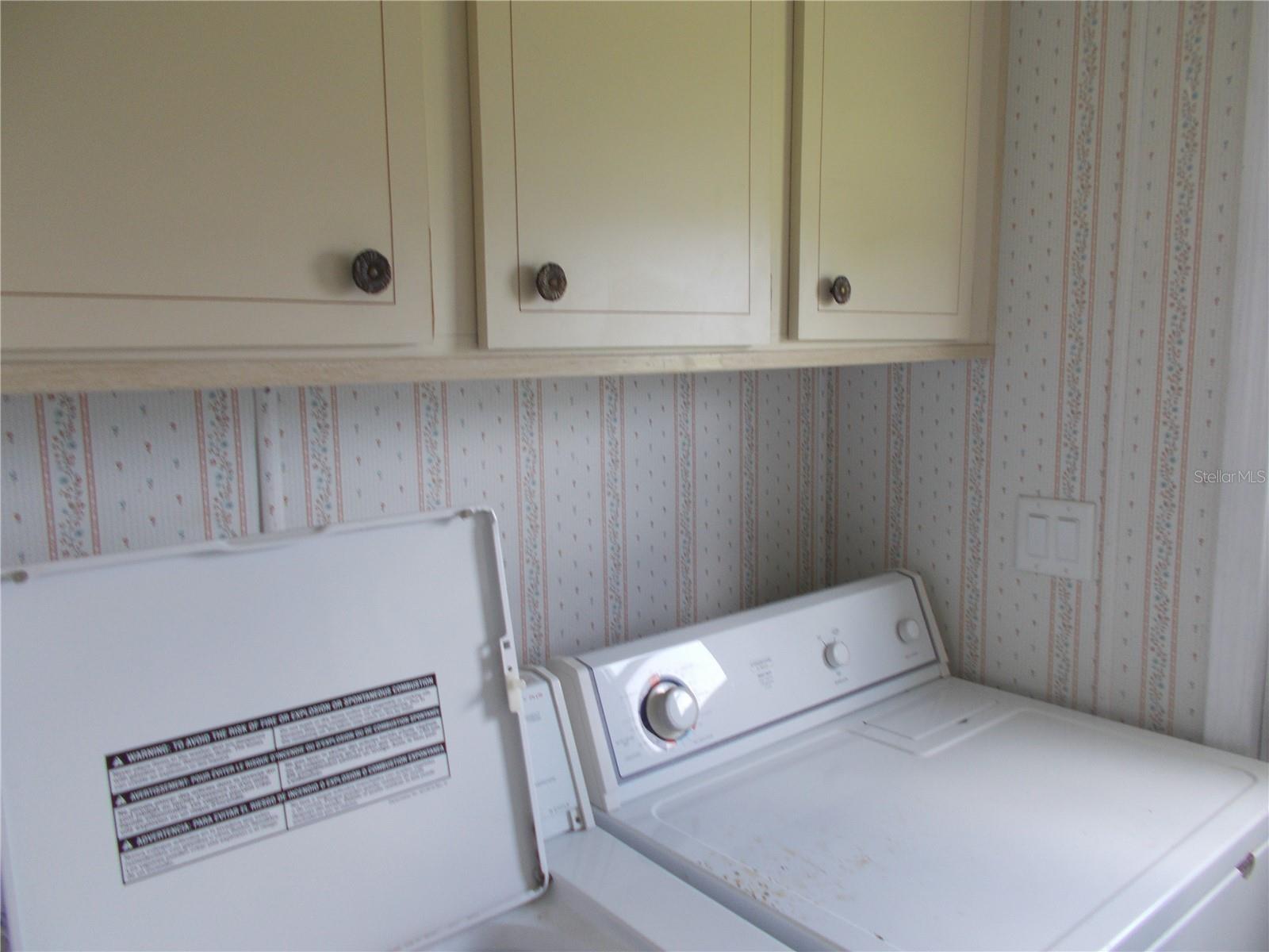 Image 36 of 67 For 6456 Haele Court