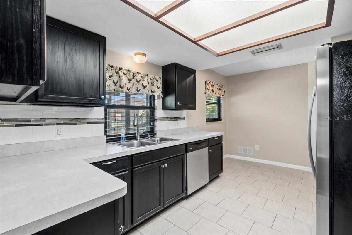 Image 16 of 43 For 3836 Corvette Lane