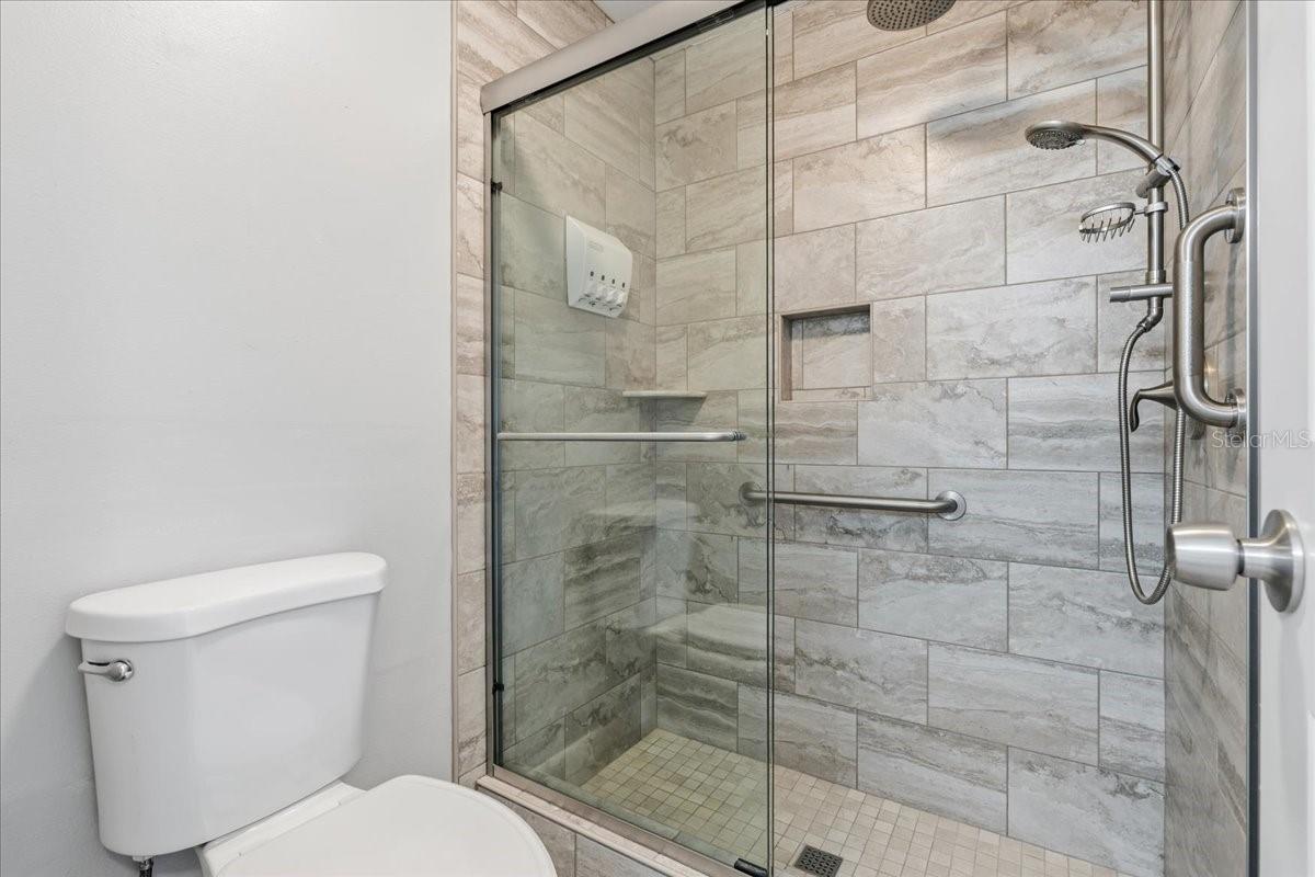 Image 27 of 43 For 3836 Corvette Lane