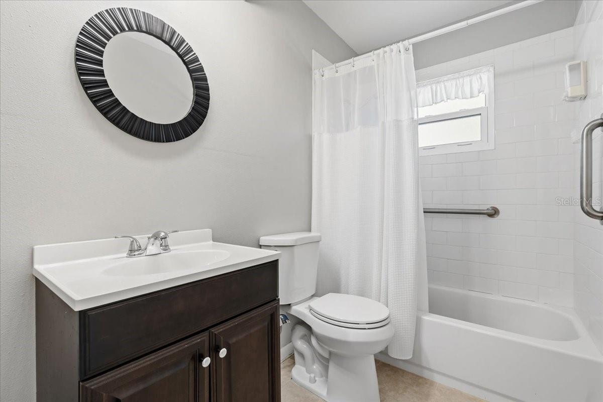 Image 30 of 43 For 3836 Corvette Lane