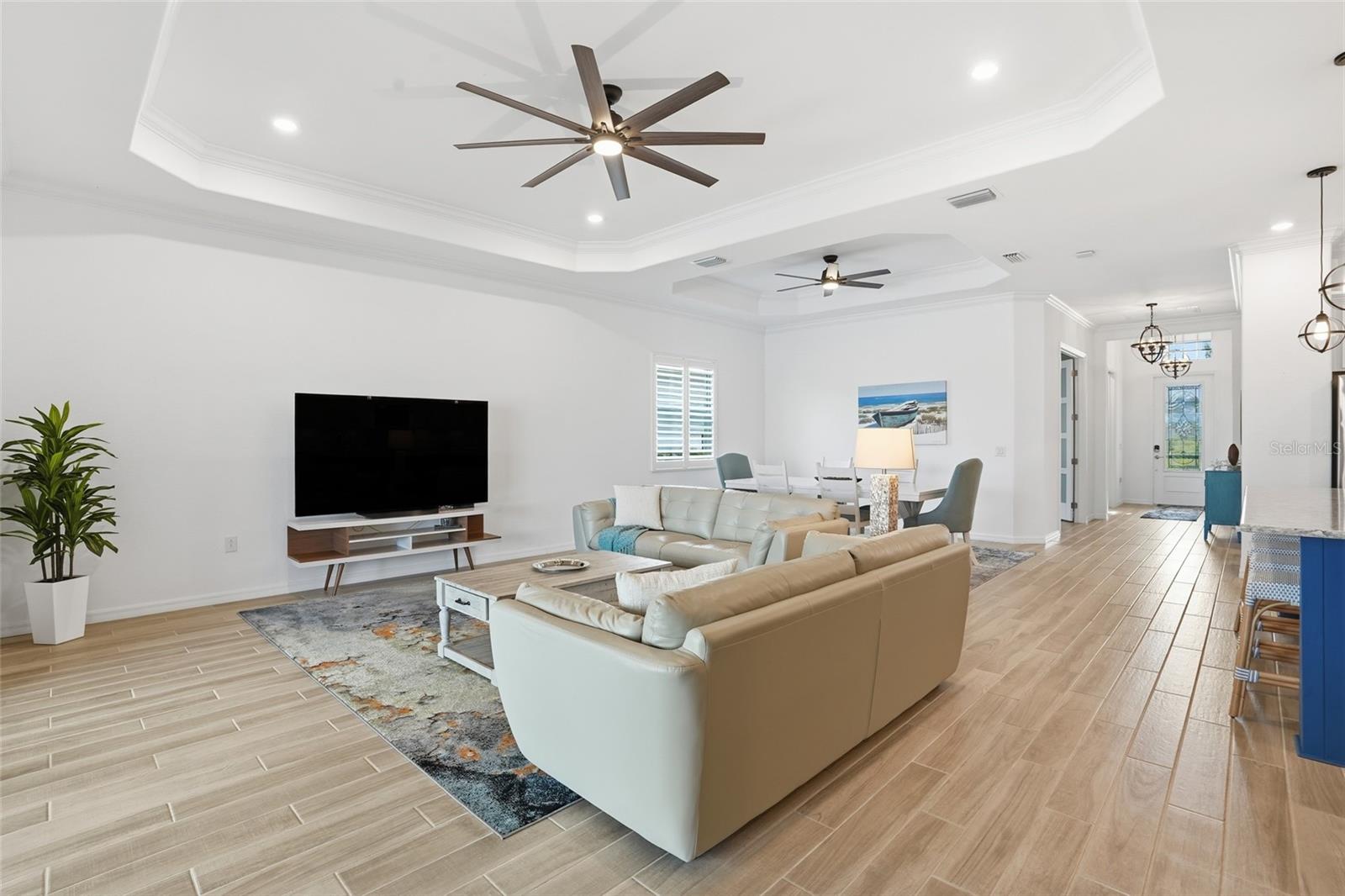 Image 12 of 81 For 25084 Golden Fern Drive