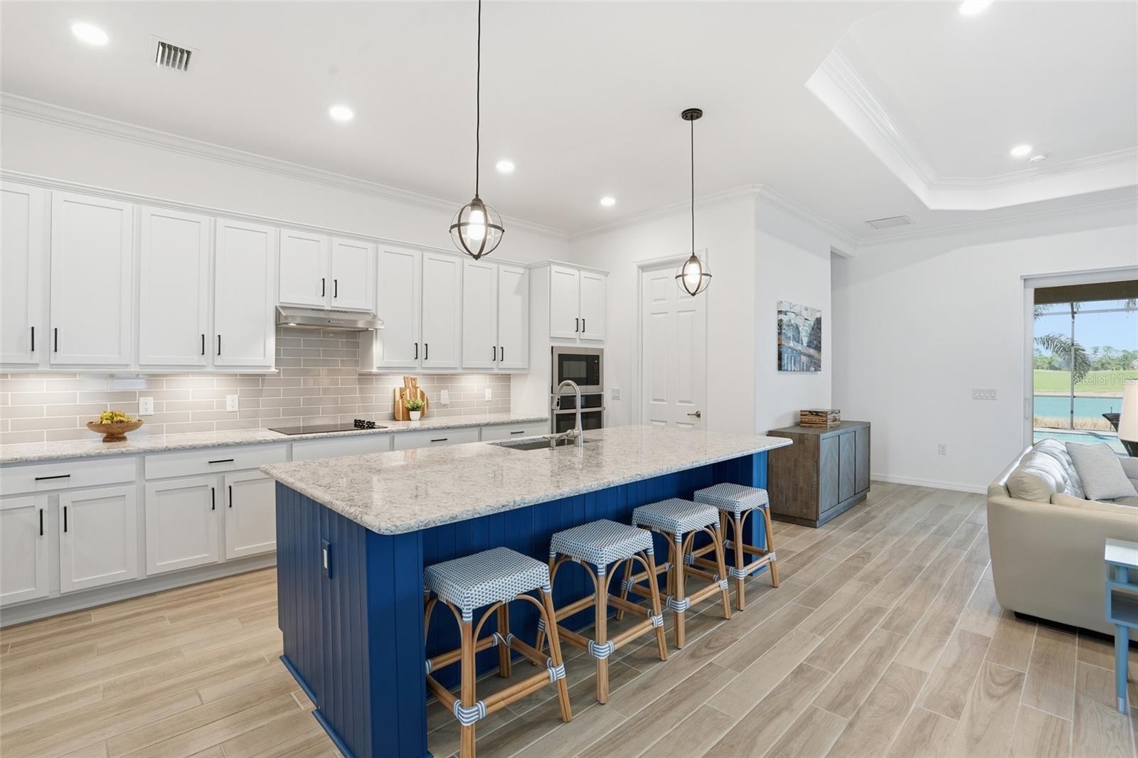 Image 16 of 81 For 25084 Golden Fern Drive