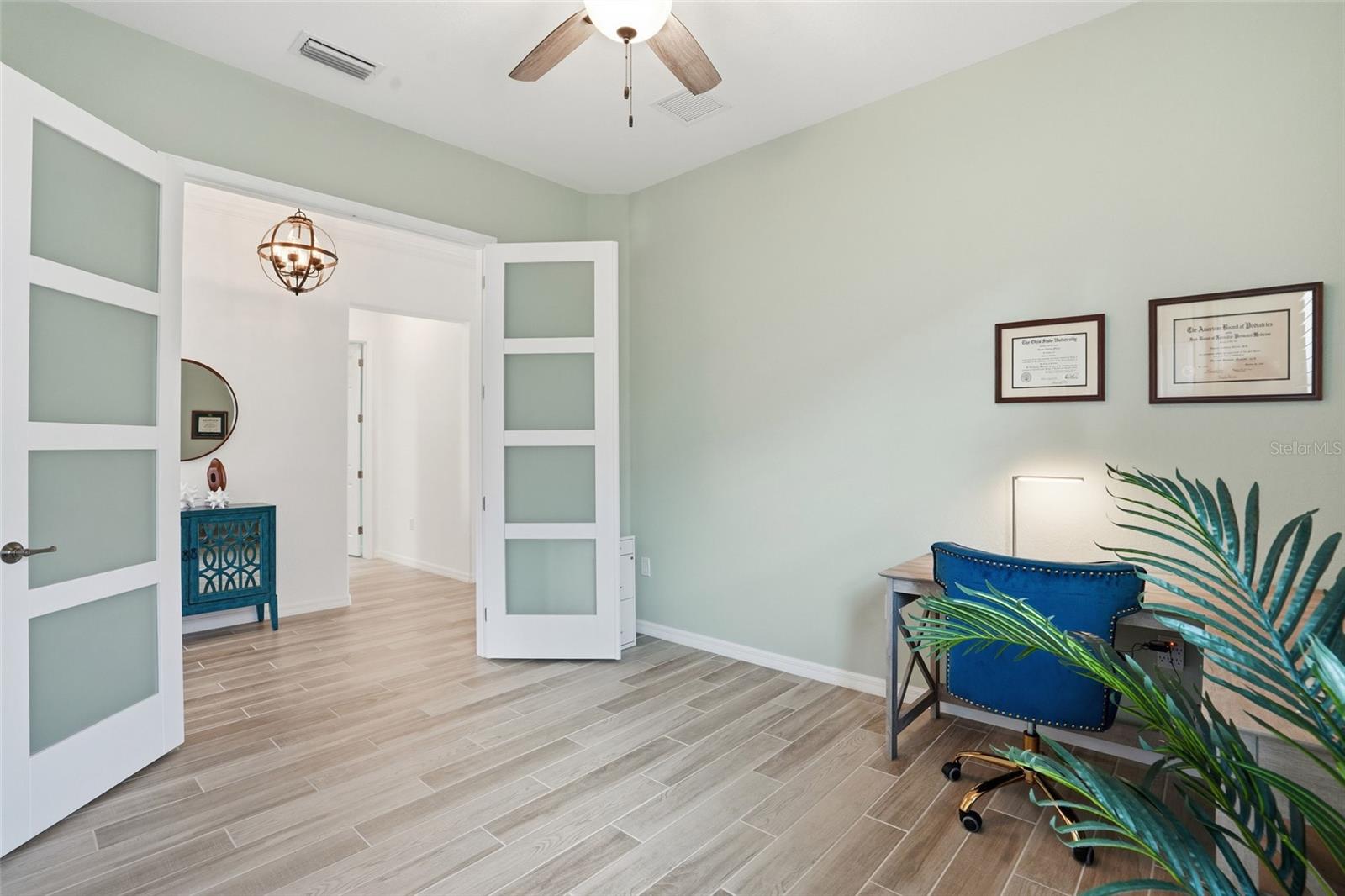 Image 21 of 81 For 25084 Golden Fern Drive