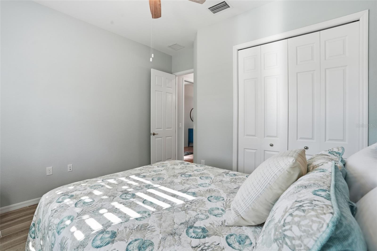 Image 30 of 81 For 25084 Golden Fern Drive