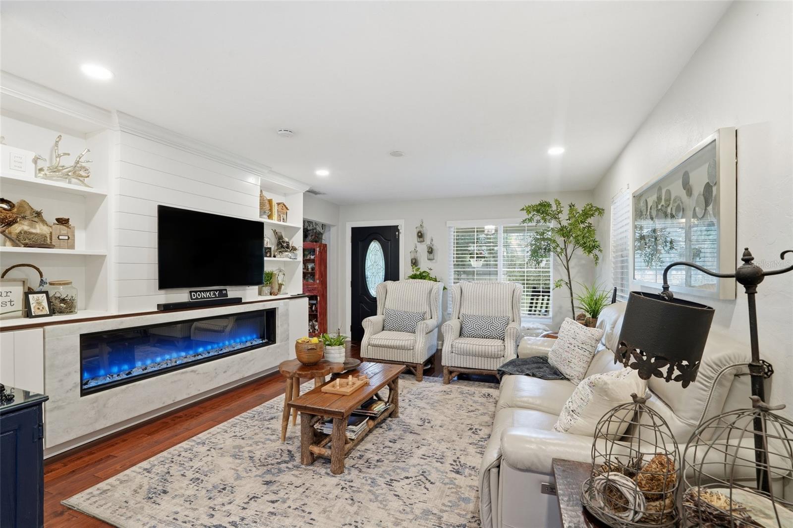 Image 16 of 53 For 10811 & 10821 Ruden Road