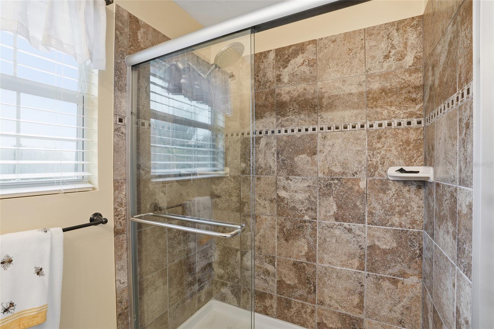 Image 30 of 53 For 10811 & 10821 Ruden Road