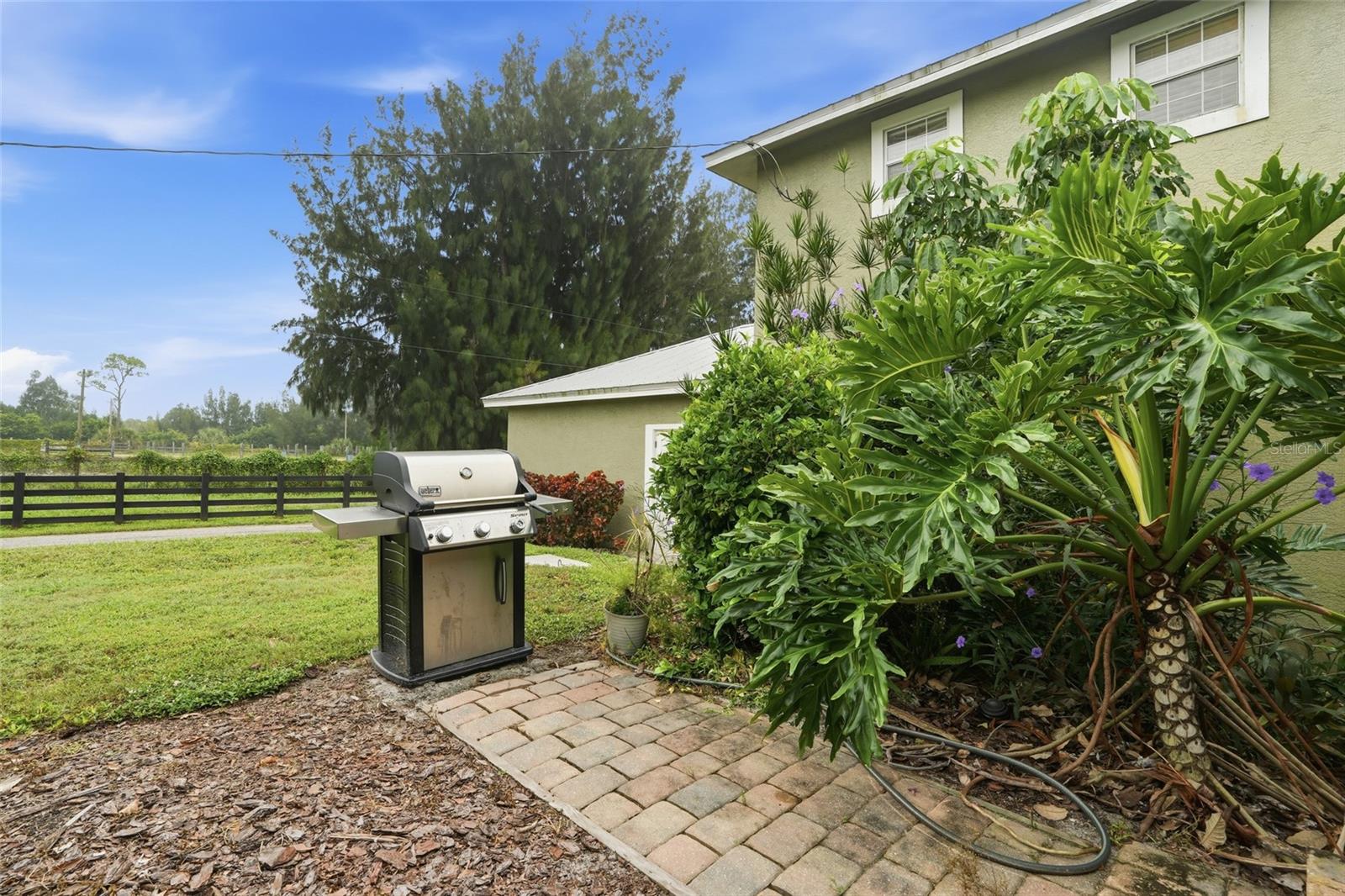 Image 40 of 53 For 10811 & 10821 Ruden Road