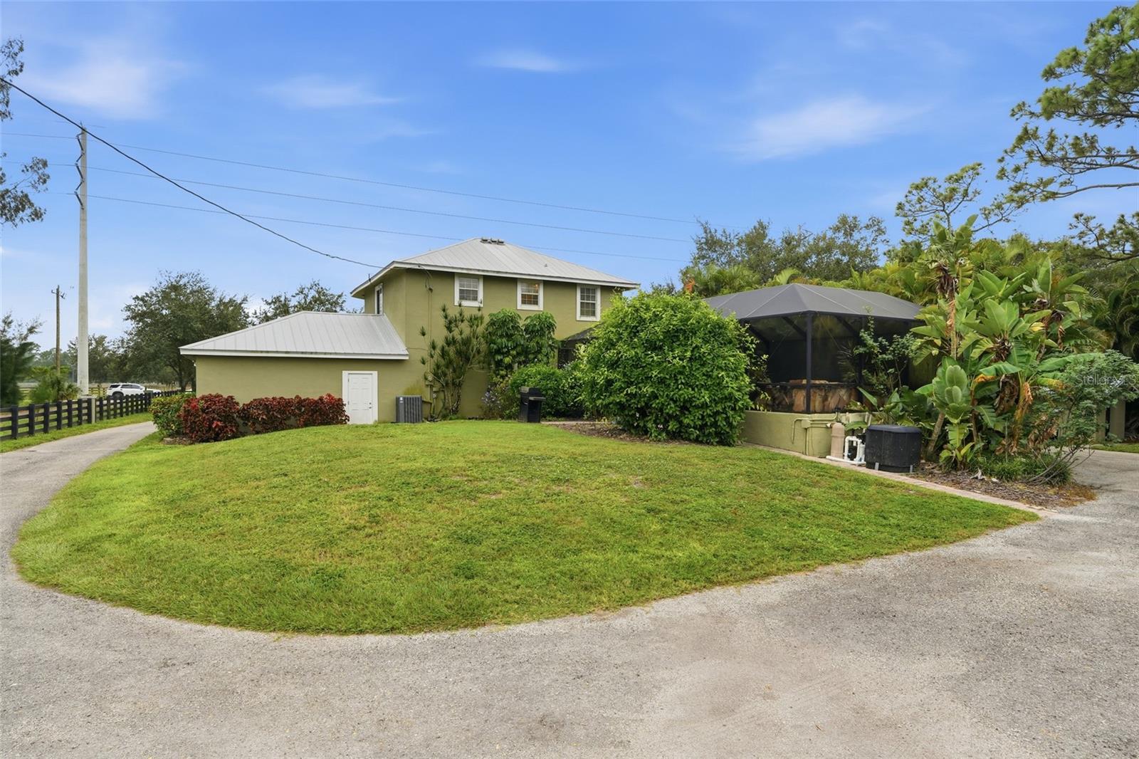 Image 41 of 53 For 10811 & 10821 Ruden Road