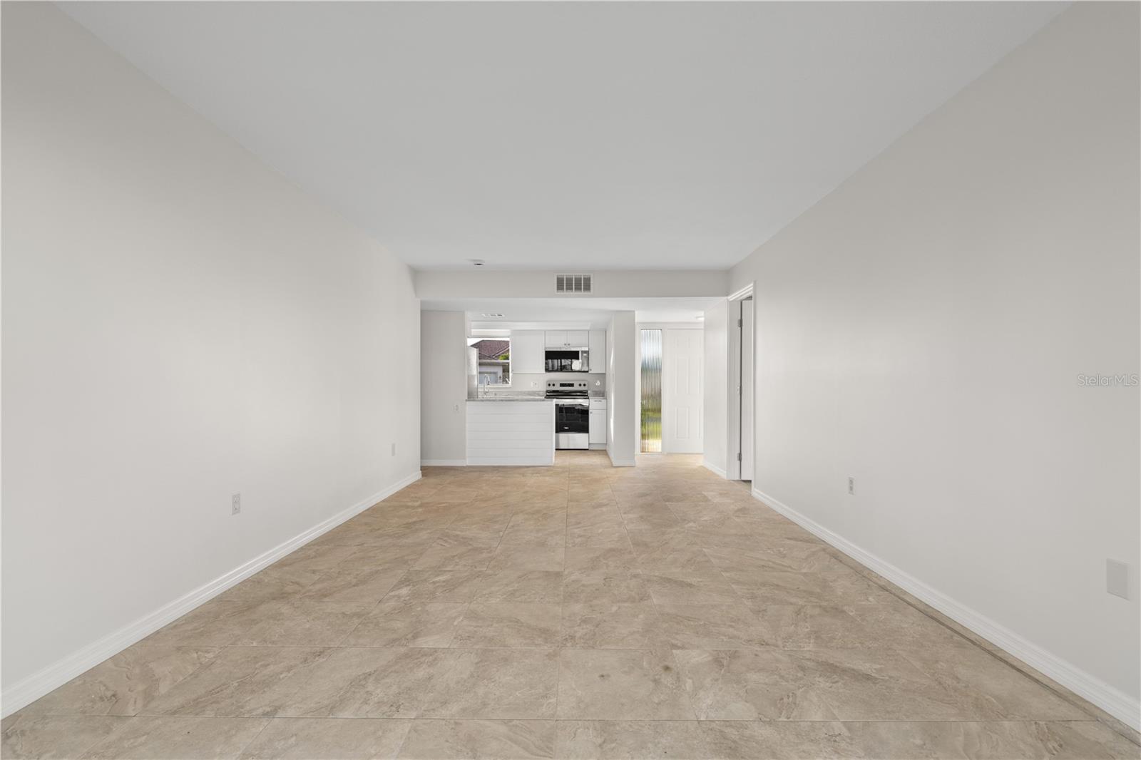 Image 19 of 40 For 1080 Bal Harbor Boulevard 11b